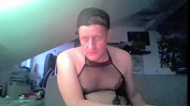Bigthroaterboy Pertunjukan Webcam