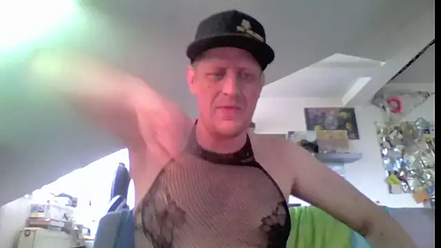 Bigthroaterboy: διαδικτυακό σόου στην κάμερα