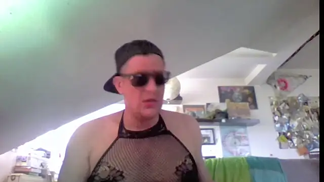 Bigthroaterboy Webcam-Show
