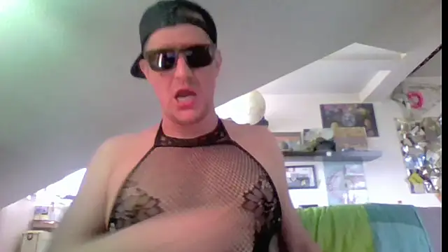 Bigthroaterboy's Webcam Show