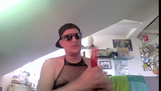 Bigthroaterboy Webcam-Show