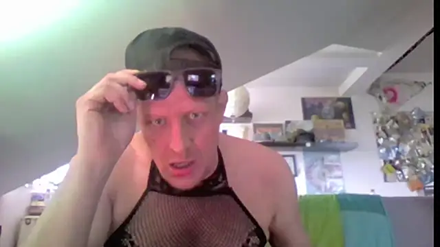 Bigthroaterboy Webcam-Show