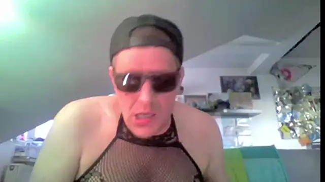 Bigthroaterboy – webcam-show