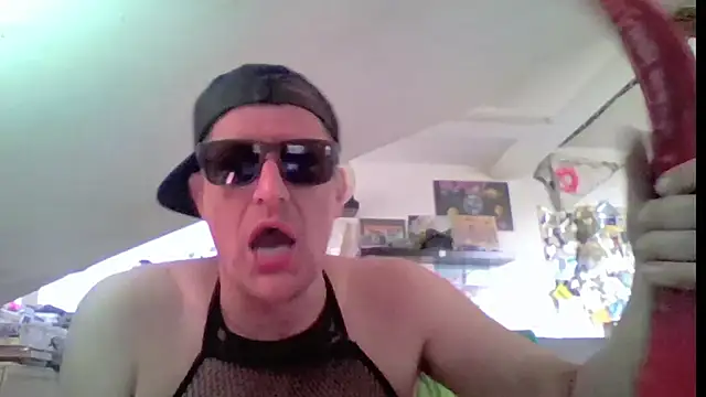 Bigthroaterboy Webcam show