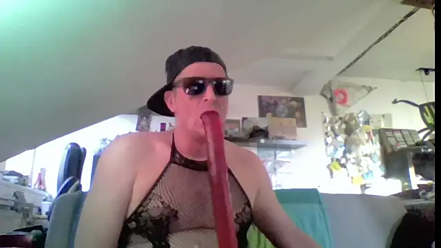 Bigthroaterboy Webcam show