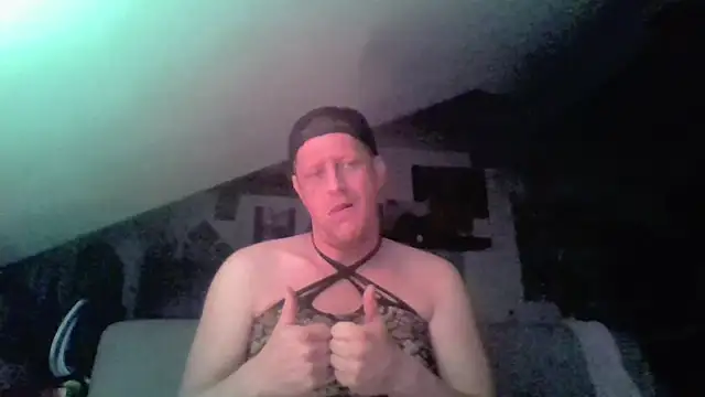 Bigthroaterboy webcam show