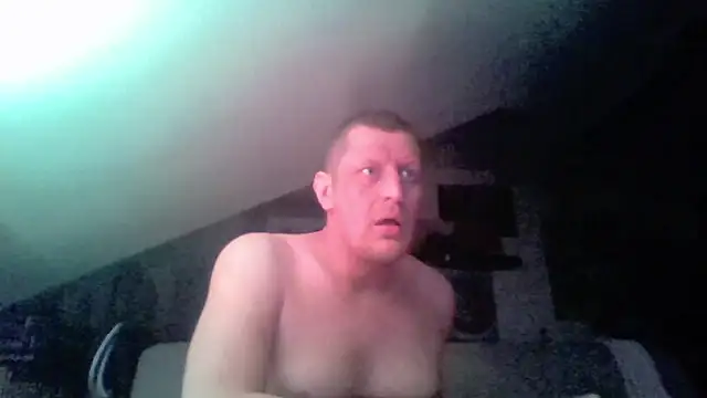 Show modela Bigthroaterboy na web-kameri