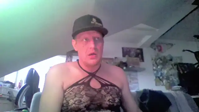 Bigthroaterboy Webcam-Show