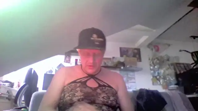 Bigthroaterboy Webcam-Show