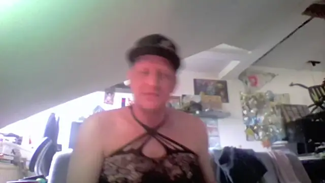 Bigthroaterboy Webcam-Show