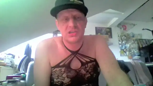 Show Webcam de Bigthroaterboy