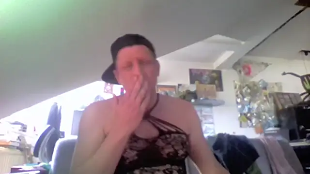Bigthroaterboy Webcam-Show