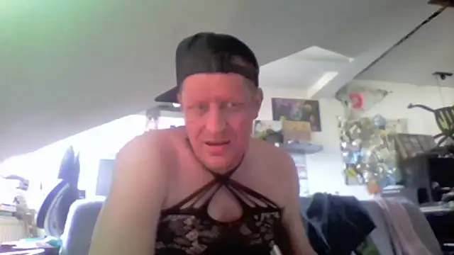Bigthroaterboy Webcam-Show