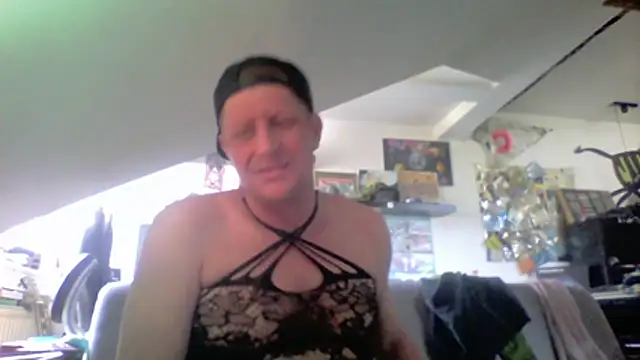 Show Webcam de Bigthroaterboy