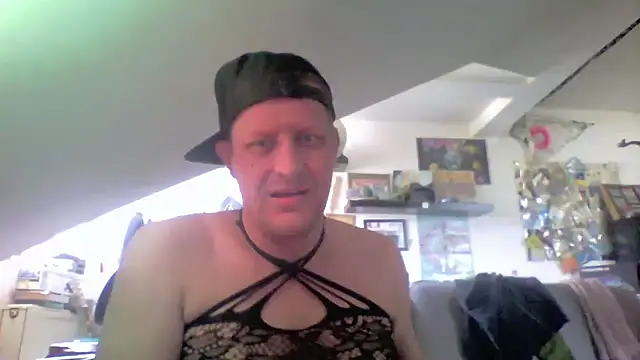 Bigthroaterboy Webcam-Show