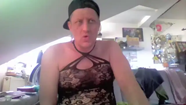 Webkamerová show Bigthroaterboy