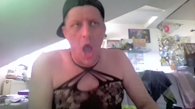Bigthroaterboy Webcamshow