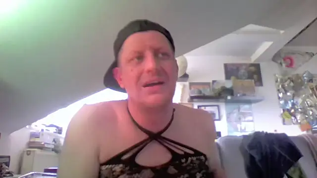 Bigthroaterboy's Webcam Show