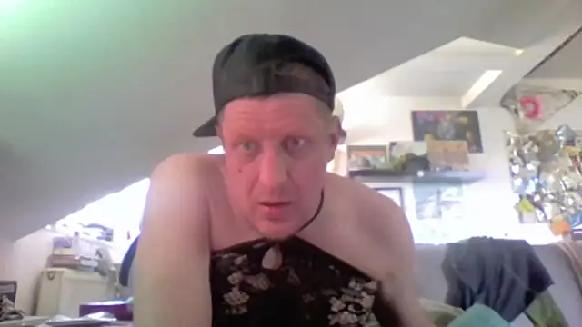 Bigthroaterboy Show Webcam