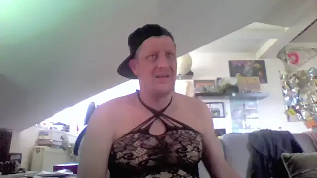 Bigthroaterboy's Webcam Show