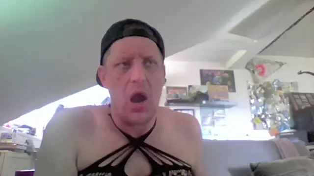 Bigthroaterboy webcam show