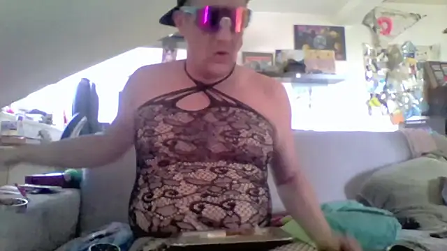 Bigthroaterboy Pertunjukan Webcam