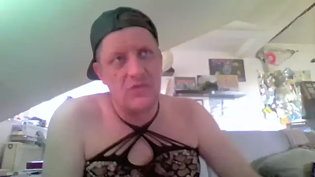 Bigthroaterboy Show Webcam