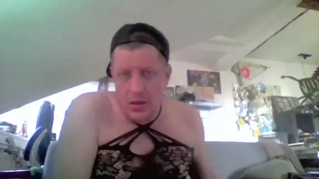 Bigthroaterboy Webcam Show