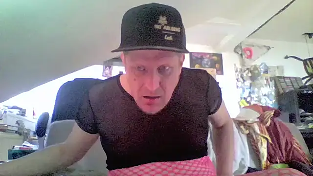 Bigthroaterboy's Webcam Show