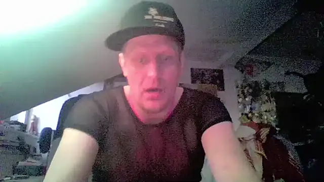 Bigthroaterboy Webcam-Show