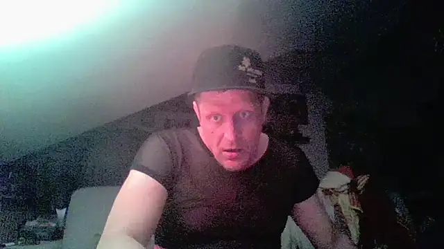 Bigthroaterboy's Webcam Show