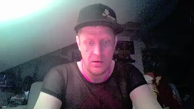 Bigthroaterboy 网络视讯表演