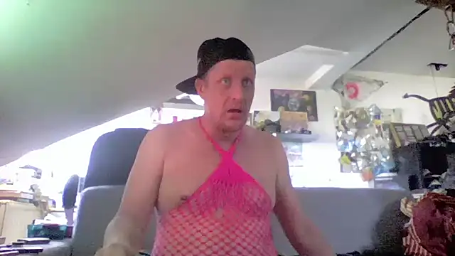 Bigthroaterboy's Webcam Show