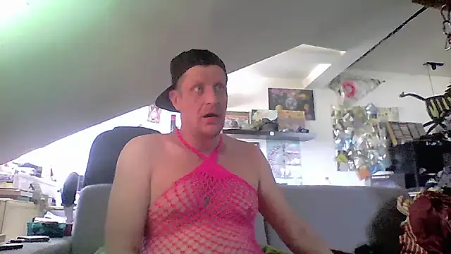 Bigthroaterboy Adlı Modelin Web Kamerası Şovu