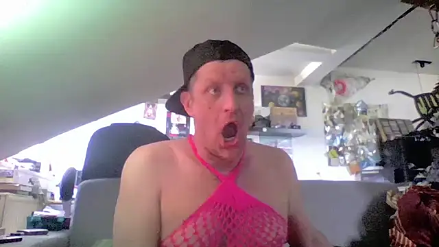 Pokazy przed kamerką – Bigthroaterboy
