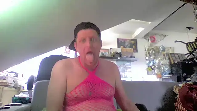 Bigthroaterboy Show in webcam