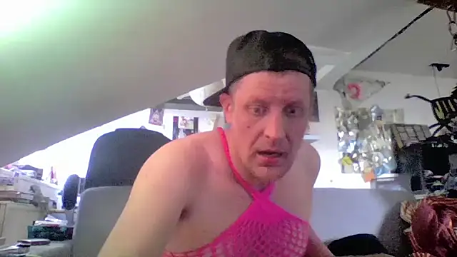 Bigthroaterboyn Webbikameraesitys