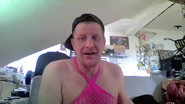Bigthroaterboy's Webcam Show