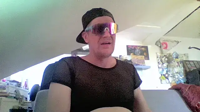 Bigthroaterboy Pertunjukan Webcam