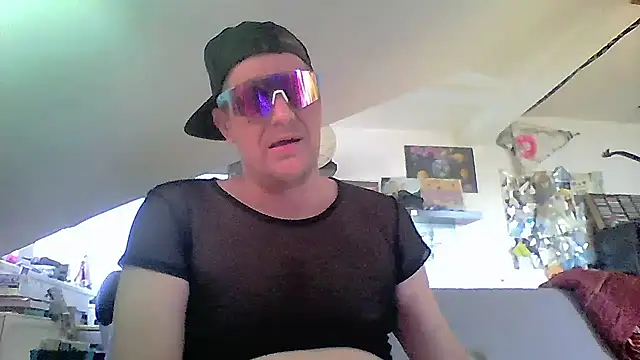 Bigthroaterboy Show Webcam