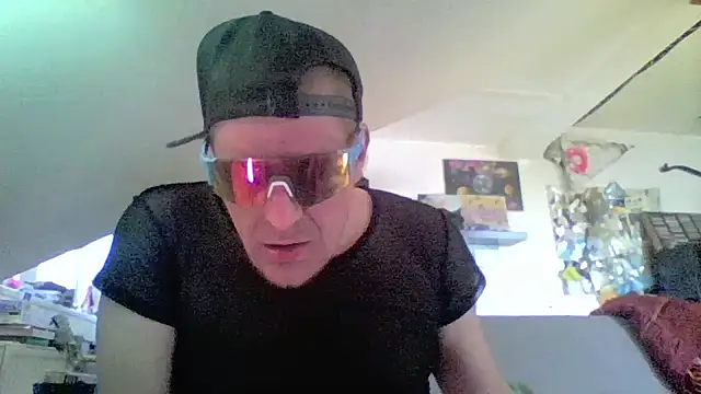 Show modela Bigthroaterboy na web-kameri