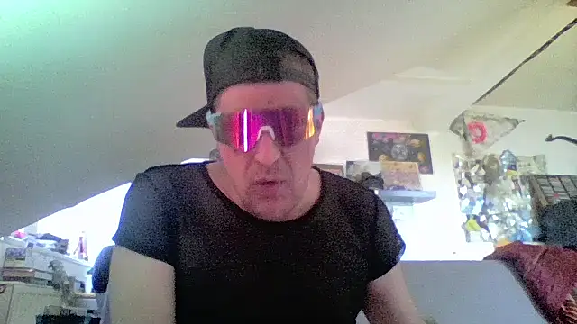 Bigthroaterboy Adlı Modelin Web Kamerası Şovu