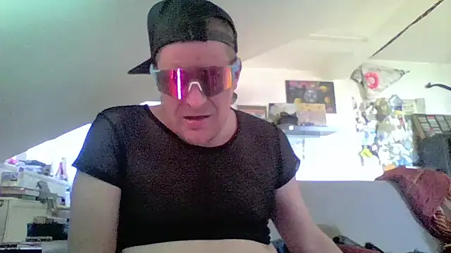 Bigthroaterboy's Webcam Show
