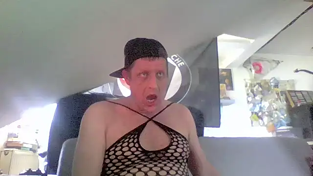 Bigthroaterboy Webcam-Show