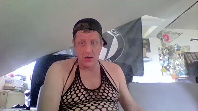 Bigthroaterboy 网络视讯表演