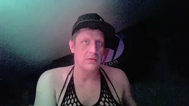 Show modela Bigthroaterboy na web-kameri