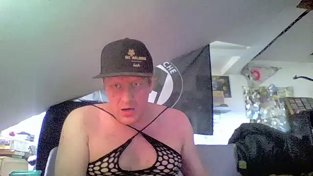 Bigthroaterboy – webcam-show