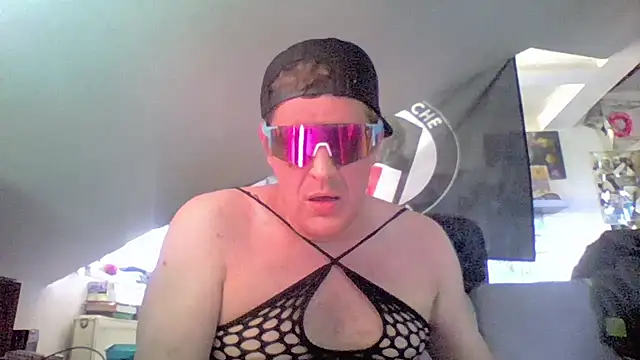 Bigthroaterboy Webcam-Show