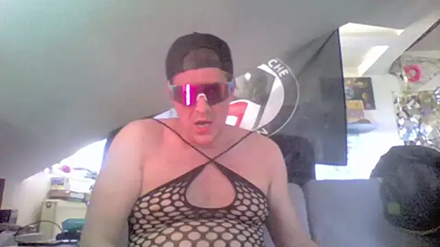 Bigthroaterboy Webcamshow
