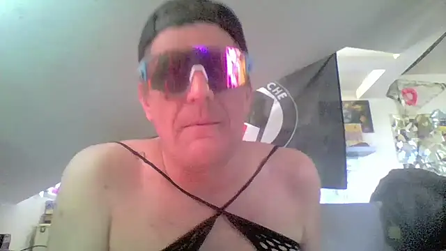 Show Webcam de Bigthroaterboy